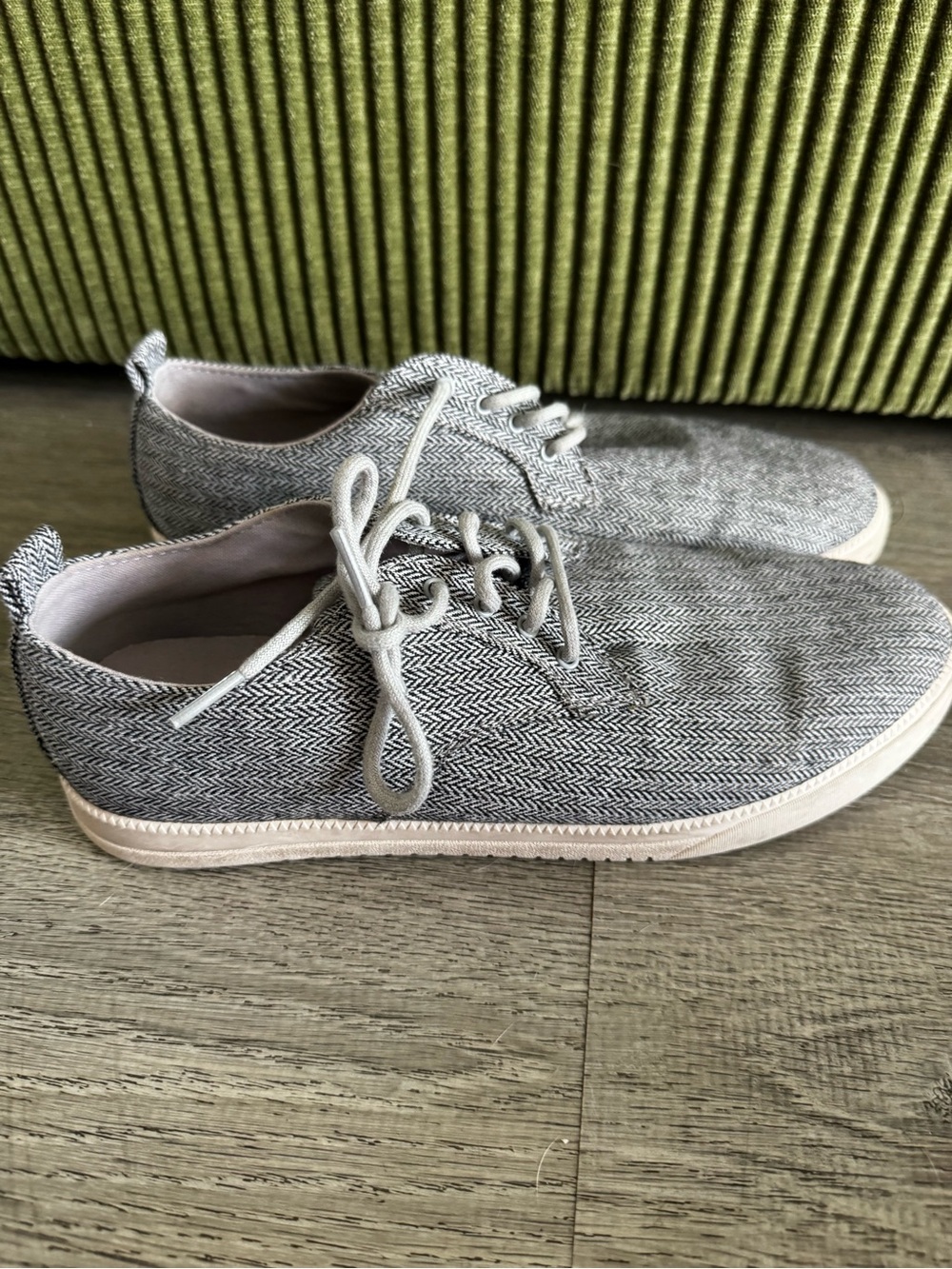 Clae Men's Gray Herringbone Canvas Lace-Up Sneakers